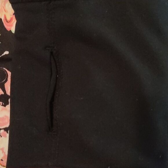 Cynthia Rowley Women's Size M warm up zip pink white floral black jacket - Picture 10 of 10